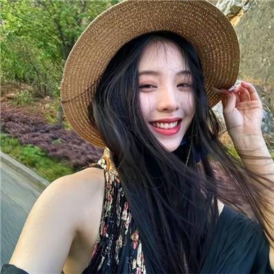 红色白鹦鹉