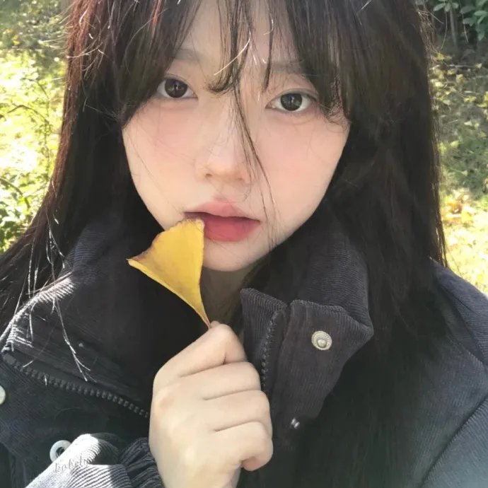 阳台上的坏女孩
